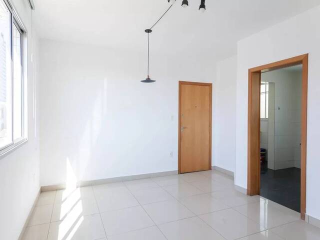 #74 - Apartamento para Venda em Belo Horizonte - MG - 3
